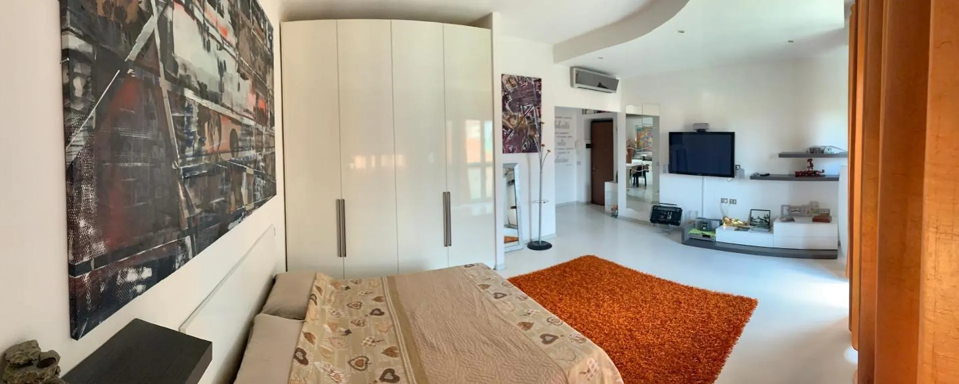 Suite In Town Milan 0*,  Italy