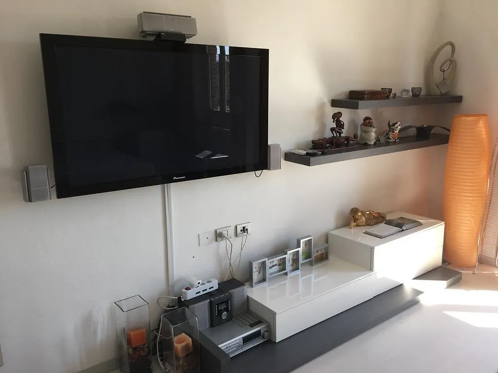 Apartment Suite In Town Milan